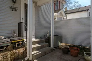 313 Genoa St, Cherry Valley, IL 61016 - Photo 7