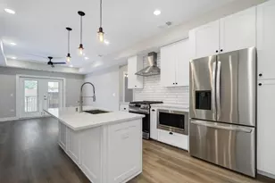 261 Washington Blvd, Oak Park, IL 60304 - Photo 3