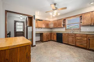 812 Sunset Dr, Shorewood, IL 60404 - Photo 7