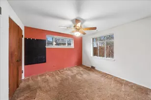 306 Lonsdale Rd, Prospect Heights, IL 60070 - Photo 13