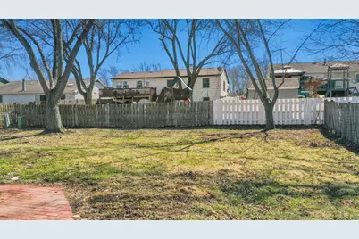 715 Surryse Road, Lake Zurich, IL 60047 - Photo 21