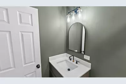 715 Surryse Road, Lake Zurich, IL 60047 - Photo 19