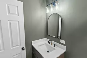 715 Surryse Rd, Lake Zurich, IL 60047 - Photo 19