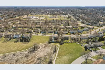 715 Surryse Road, Lake Zurich, IL 60047 - Photo 23