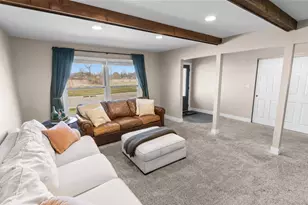 715 Surryse Rd, Lake Zurich, IL 60047 - Photo 5