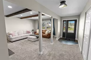 715 Surryse Rd, Lake Zurich, IL 60047 - Photo 3