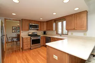 213 Arapahoe Trail, Carol Stream, IL 60188 - Photo 11