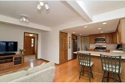 213 Arapahoe Trail, Carol Stream, IL 60188 - Photo 13