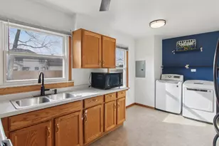 7416 S Thomas Ave, Bridgeview, IL 60455 - Photo 15