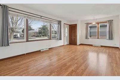 7416 S Thomas Avenue, Bridgeview, IL 60455 - Photo 11