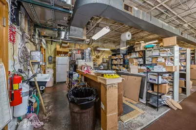 6712 N Crawford Avenue, Lincolnwood, IL 60712 - Photo 9