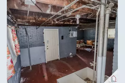 8640 S Bennett Avenue, Chicago, IL 60617 - Photo 11