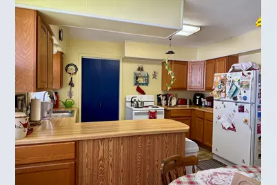 909 N Washington Street, Marion, IL 62959 - Photo 3