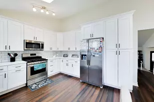 13625 Kristoffer Ln, Orland Park, IL 60467 - Photo 9