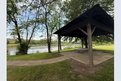 28085 N Ashley Circle, Libertyville, IL 60048 - Photo 15