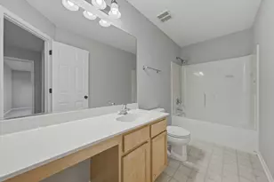 1053 Walker Ct, Antioch, IL 60002 - Photo 13