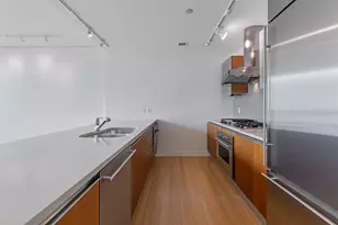 340 E Randolph St, Chicago, IL 60601 - Photo 7