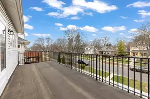 5009 W Catalpa Ave, Chicago, IL 60630 - Photo 15