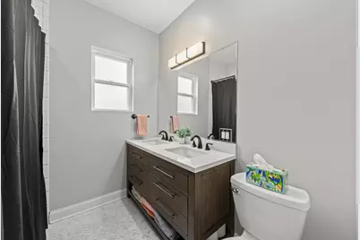 5009 W Catalpa Avenue, Chicago, IL 60630 - Photo 17