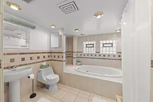 5009 W Catalpa Ave, Chicago, IL 60630 - Photo 25