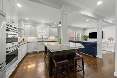 5009 W Catalpa Avenue, Chicago, IL 60630 - Photo 9