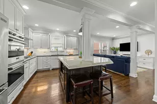 5009 W Catalpa Ave, Chicago, IL 60630 - Photo 9