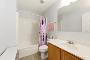 367 Chesapeake Ln, Oswego, IL 60543 - Photo 21