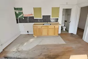 212 S Tryon St, Woodstock, IL 60098 - Photo 9