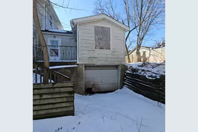 212 S Tryon Street, Woodstock, IL 60098 - Photo 3