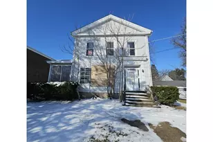 212 S Tryon St, Woodstock, IL 60098 - Photo 1