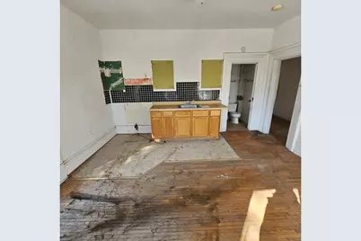 212 S Tryon Street, Woodstock, IL 60098 - Photo 5