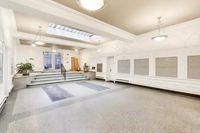 4240 N Clarendon Avenue #404N, Chicago, IL 60613 - Photo 3