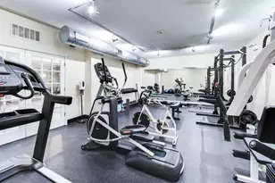 4240 N Clarendon Ave, Chicago, IL 60613 - Photo 13