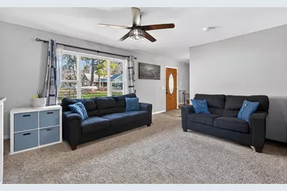 35737 N Hunt Avenue, Ingleside, IL 60041 - Photo 5