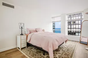 260 E Chestnut St, Chicago, IL 60611 - Photo 11