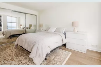 260 E Chestnut Street #2507, Chicago, IL 60611 - Photo 15