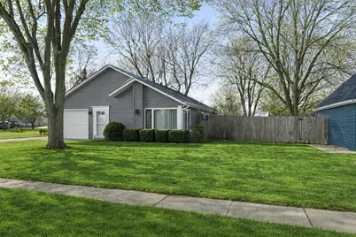 4 Ingleshire Road, Montgomery, IL 60538 - Photo 1