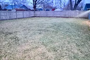 4 Ingleshire Rd, Montgomery, IL 60538 - Photo 7