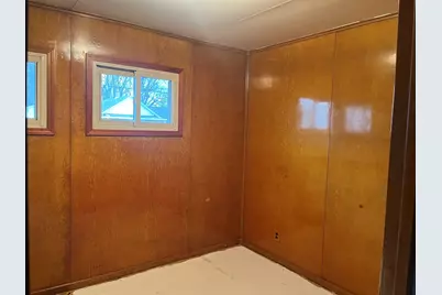 2043 Crosat Street, Lasalle, IL 61301 - Photo 9