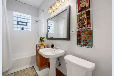 1528 W Ardmore Avenue #3W, Chicago, IL 60660 - Photo 9