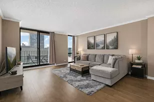 70 W Huron St, Chicago, IL 60654 - Photo 7