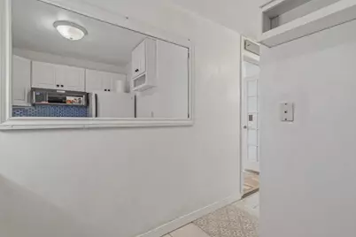 233 E Erie Street #1602, Chicago, IL 60611 - Photo 7