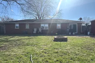 141 Pfitzer Dr, Bradley, IL 60915 - Photo 13