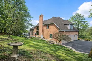 25676 N Canyon Creek Ct, Barrington, IL 60010 - Photo 3