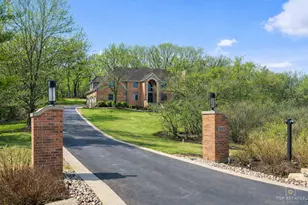 25676 N Canyon Creek Ct, Barrington, IL 60010 - Photo 7
