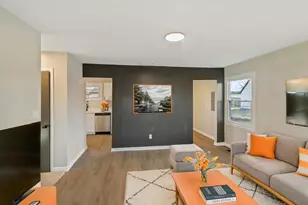 2302 Madonna Ave, Joliet, IL 60436 - Photo 7