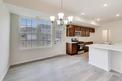 995 Celebration Drive, Aurora, IL 60504 - Photo 9