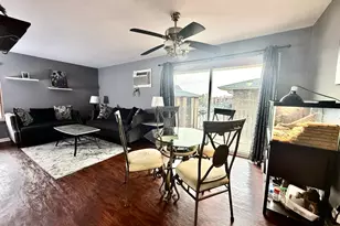 15804 Terrace Dr, Oak Forest, IL 60452 - Photo 5