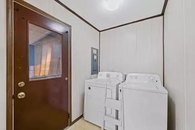 646 N Cove Court, Decatur, IL 62521 - Photo 17