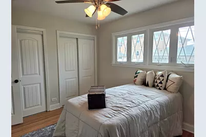 8517 W Carmen Avenue, Chicago, IL 60656 - Photo 19